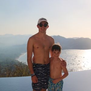 Meet your Posher, Alex